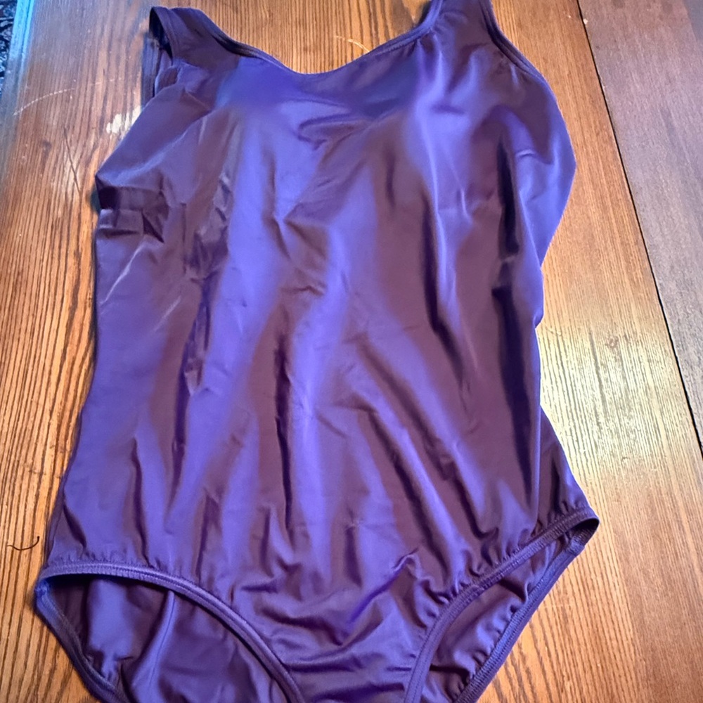 Land’s End one piece women’s swimsuit, deep plum color